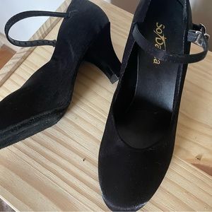 So Danca CH53 3" Character Shoe - Adult